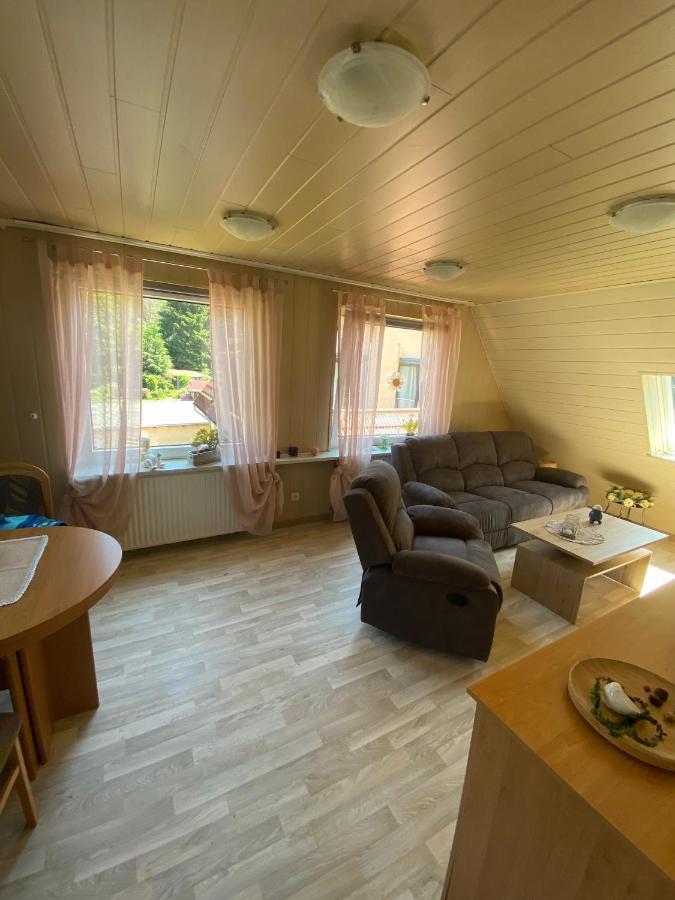 Ferienwohnung Meilerplatz - Familienfreundliche Ferienwohnung Fuer Max. 4 Personen In Bad Lauterberg Am Harz מראה חיצוני תמונה